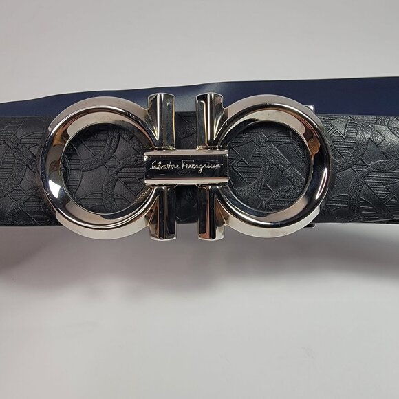 Salvatore Ferragamo Black Leather Embossed Adjustable Gancini Belt - Picture 6 of 7